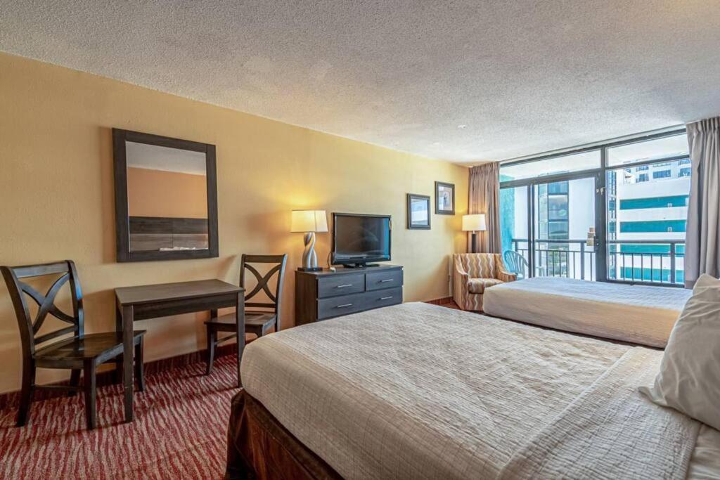 Remodeled Condo, Waterpark View At Landmark Resort Myrtle Beach Exterior foto