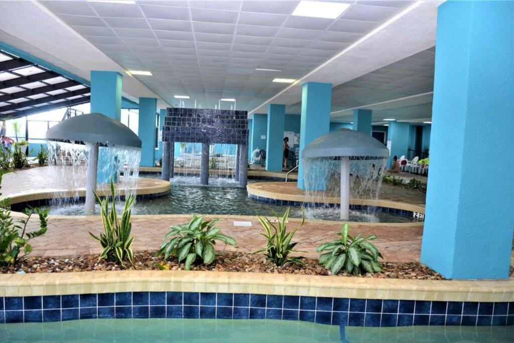 Remodeled Condo, Waterpark View At Landmark Resort Myrtle Beach Exterior foto